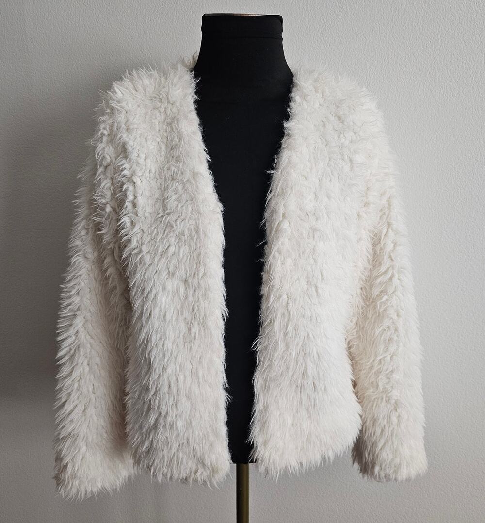 H&M Girl's Faux Fur Ivory Open Front Lightweight Soft Fluffy Cozy Jacket 14 +